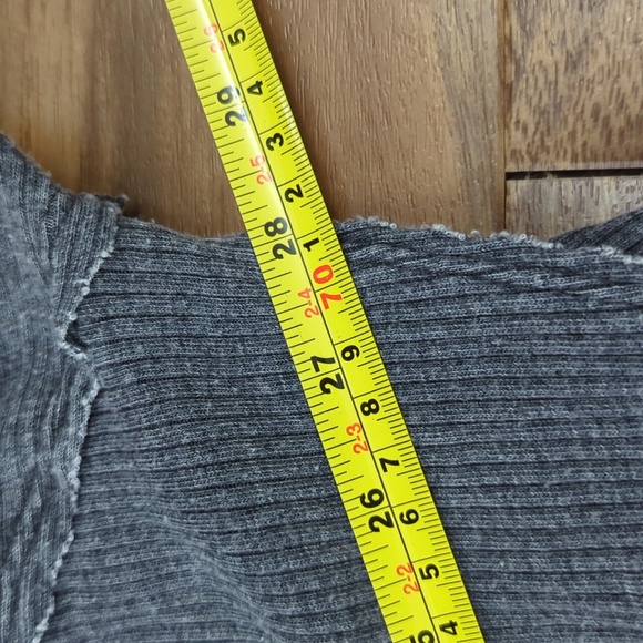 We The Free Oceanview Oversized Thermal V-Neck Bohemian Top - Picture 9 of 9